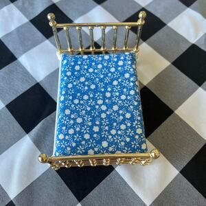 VTG 70s Fisher Price Loving Family Miniature Brass Bed Floral Mattress Dresser